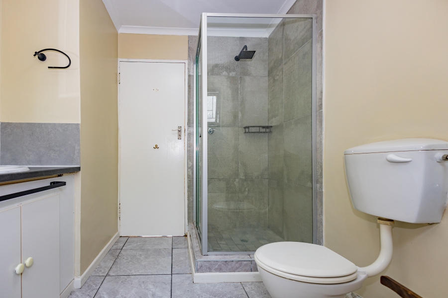 5 Bedroom Property for Sale in De Bron Western Cape